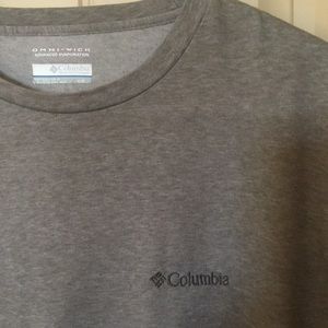 Long sleeve Columbia tee